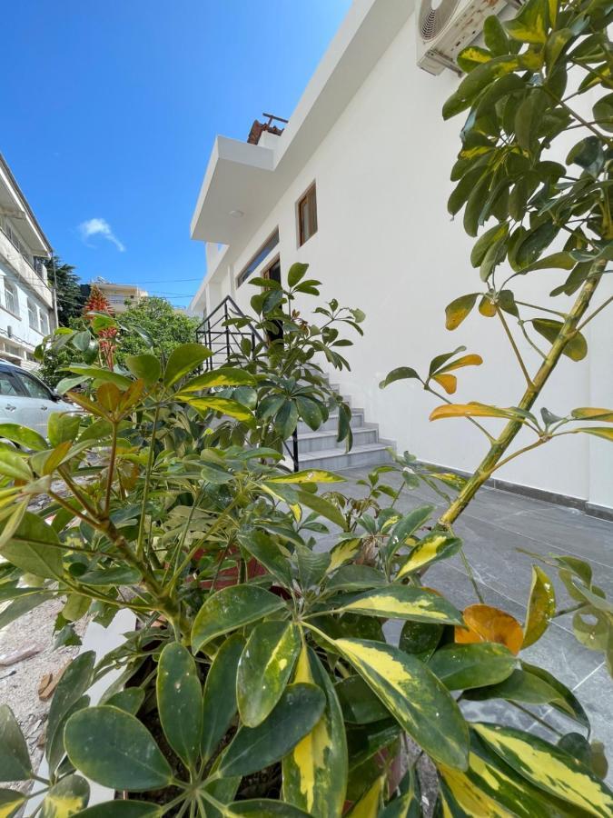 Sun And Sea Apartment Saranda エクステリア 写真