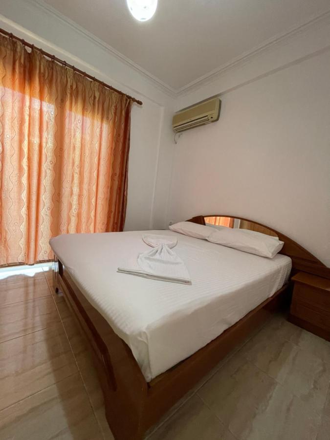 Sun And Sea Apartment Saranda エクステリア 写真